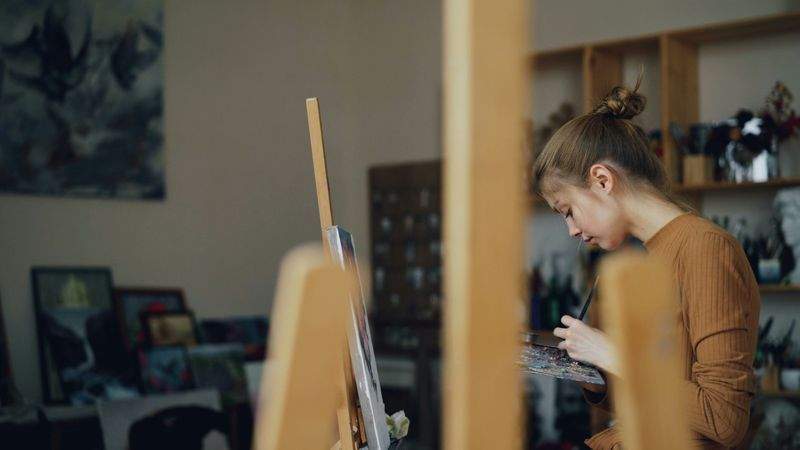 Private art lessons